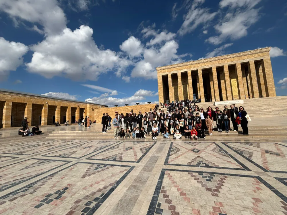 Heybemde Kitap Var Projesinin Minik Yürekleri Atatürk’ün Huzurunda Okudu