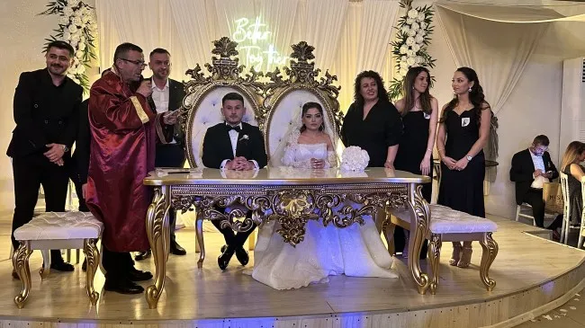 Turhan ve Demirci Çifti Yeni Bir Hayata ‘Evet’ Dediler